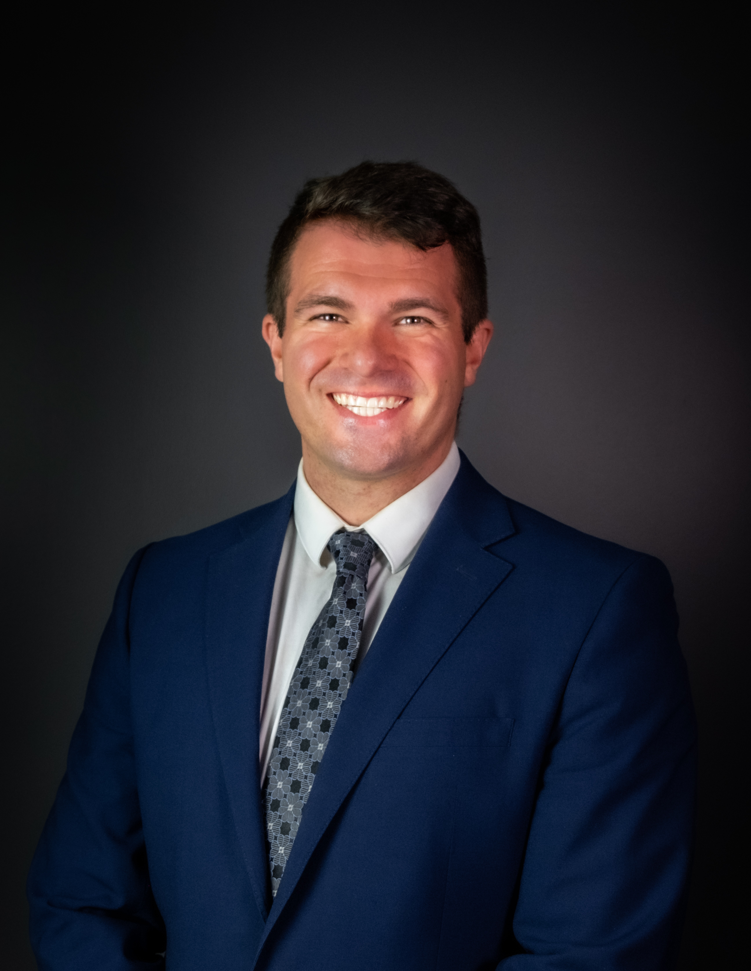 Professional photo of Leighton Loeppky, Sales Associate