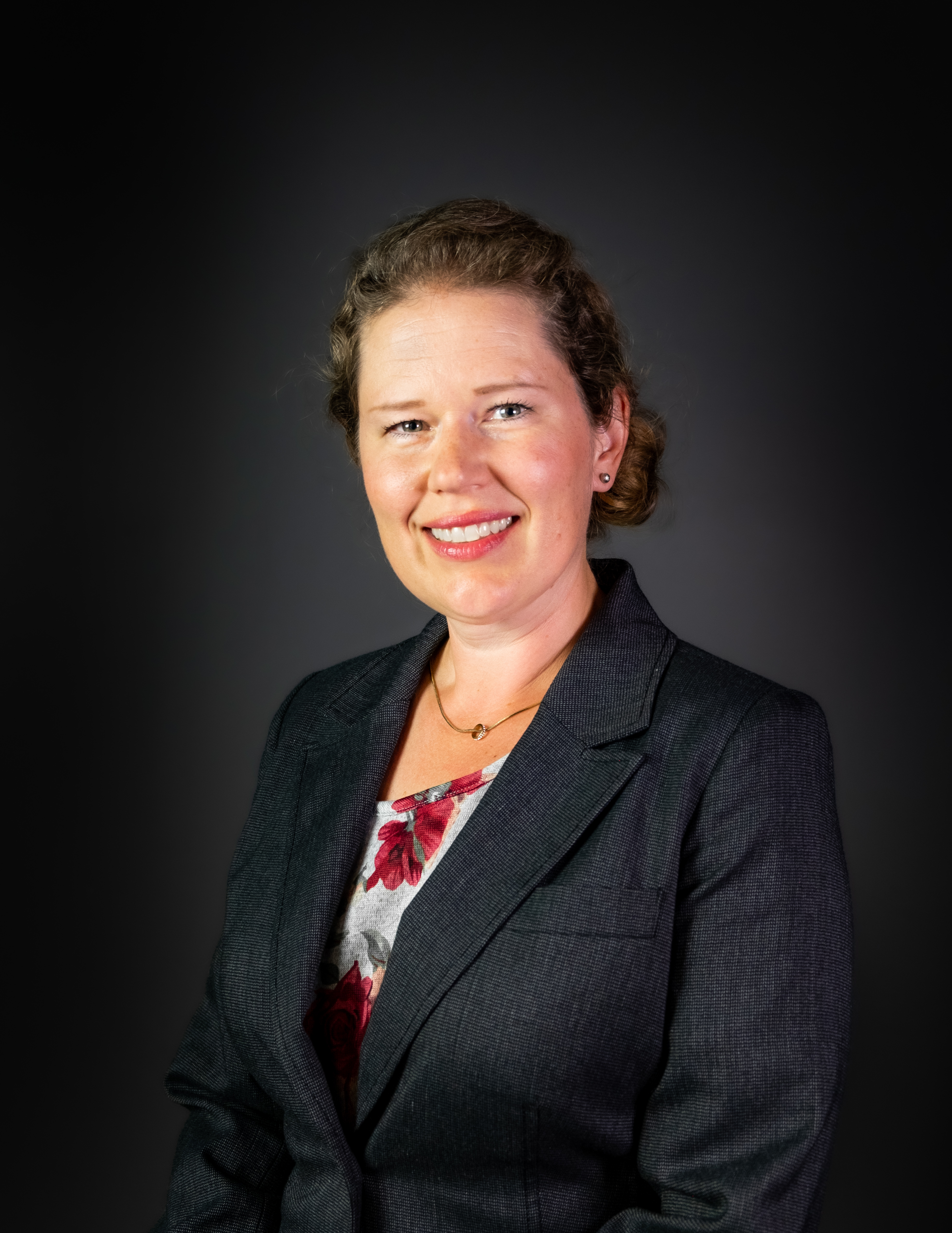 Professional photo of Sarah Cooper